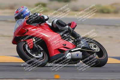 media/Sep-30-2023-SoCal Trackdays (Sat) [[636657bffb]]/Turn 16 (1145am)/